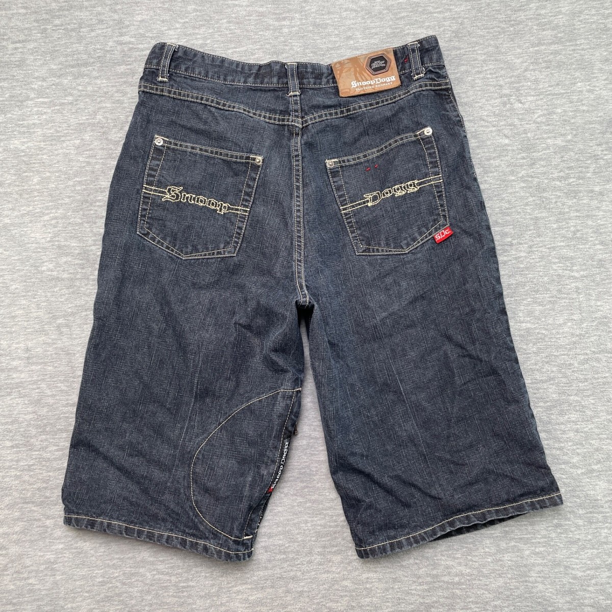 VTG Snoop Dogg Jean Shorts Jorts Size 31x13 Teen Dark Wash Denim
