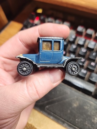 Vintage 1977 Tomica Tomy blu tipo T Ford auto pressofusa griglia argento sciolto - Foto 2 di 7