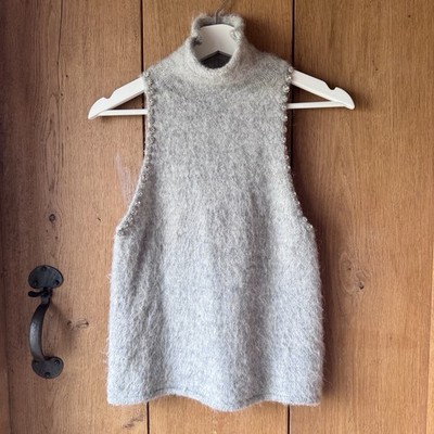 Zara Gr. S grau Schmuck verziert Strick Weste Rollkragen ruhig Luxus Scandi
