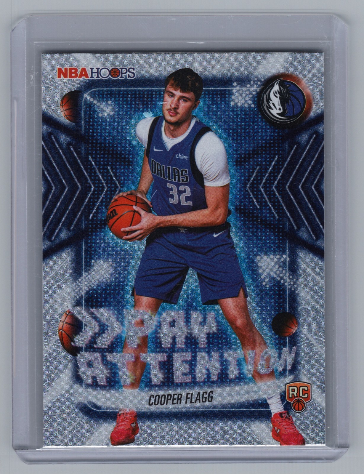 Cooper Flagg 2025 Topps Hoops #PA-16 Pay Attention - Pixel Burst