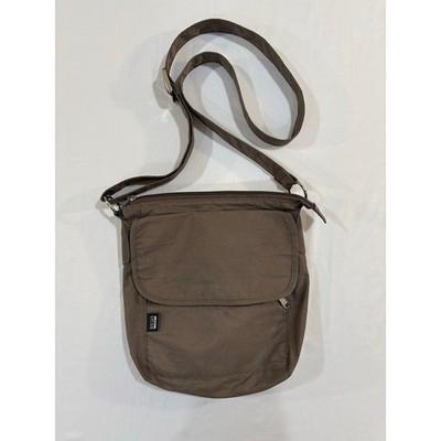 EUC Brown Peak Crossbody Purse Travel Lightweight Compact Bag
