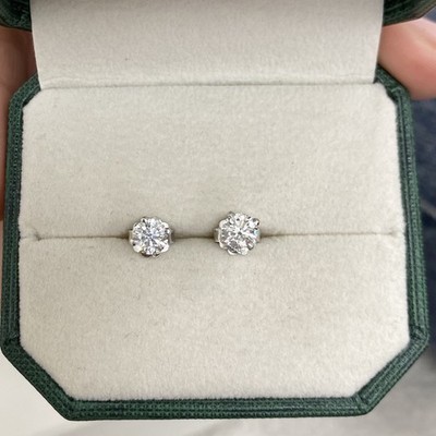 Women Diamond Stud Earrings F SI1 Ct Round Solitaire Labcreated