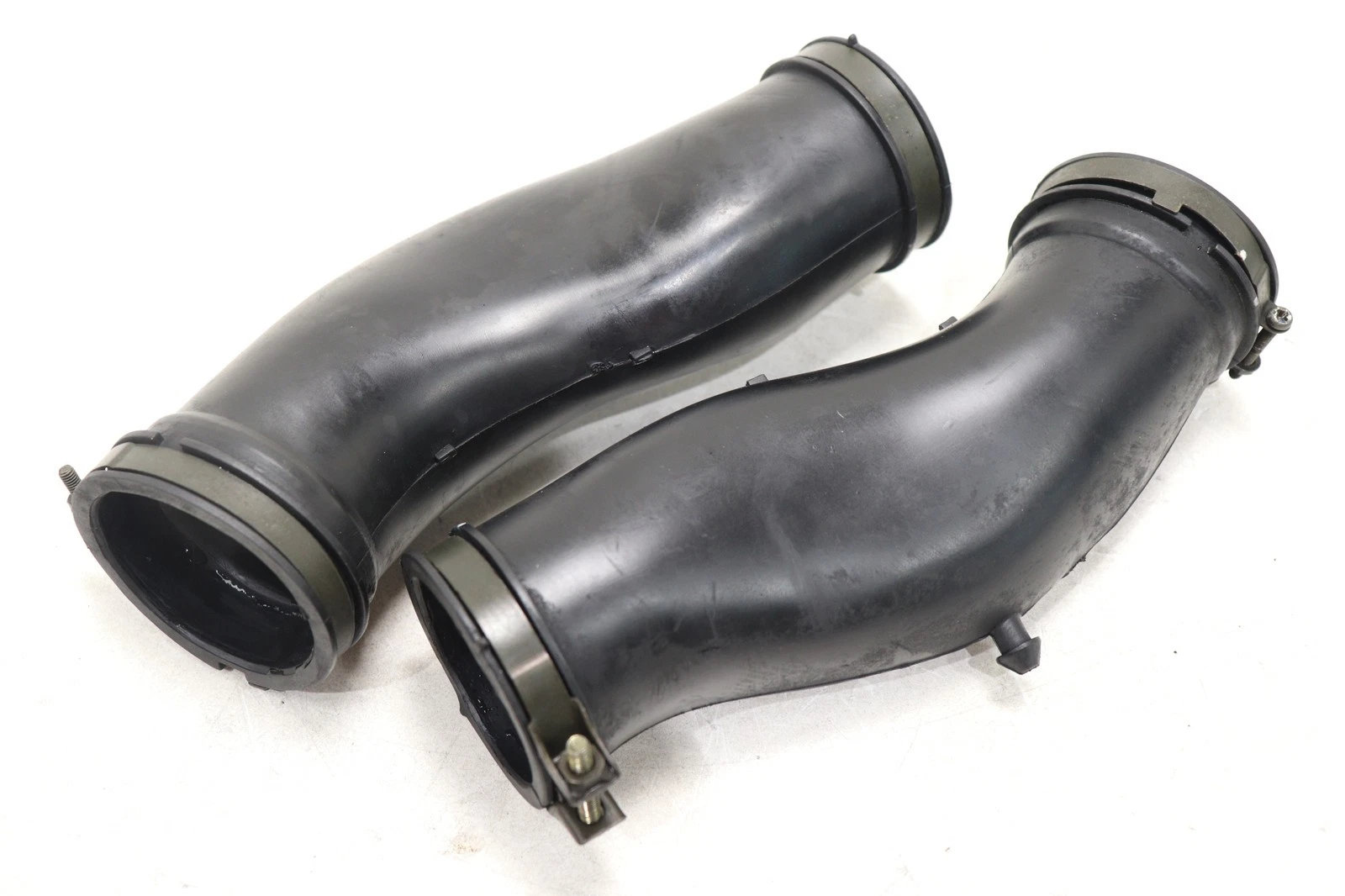 2002 YAMAHA YZF R6 OEM LEFT RIGHT RAM AIR INTAKE DUCT TUBE