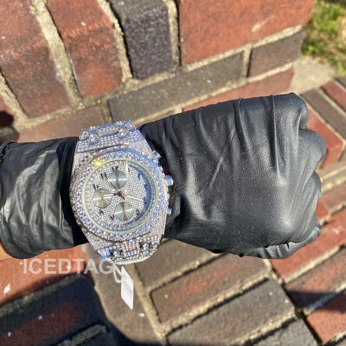 Reloj para hombre con esfera árabe simulado con diamantes con correa de hielo completa con acabado dorado con acabado completo - Imagen 14 de 14