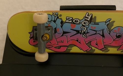 Vintage TECH DECK ZOO YORK GRAFFITI Item #4462 FINGERBOARD SKATEBOARD - Picture 2 of 7