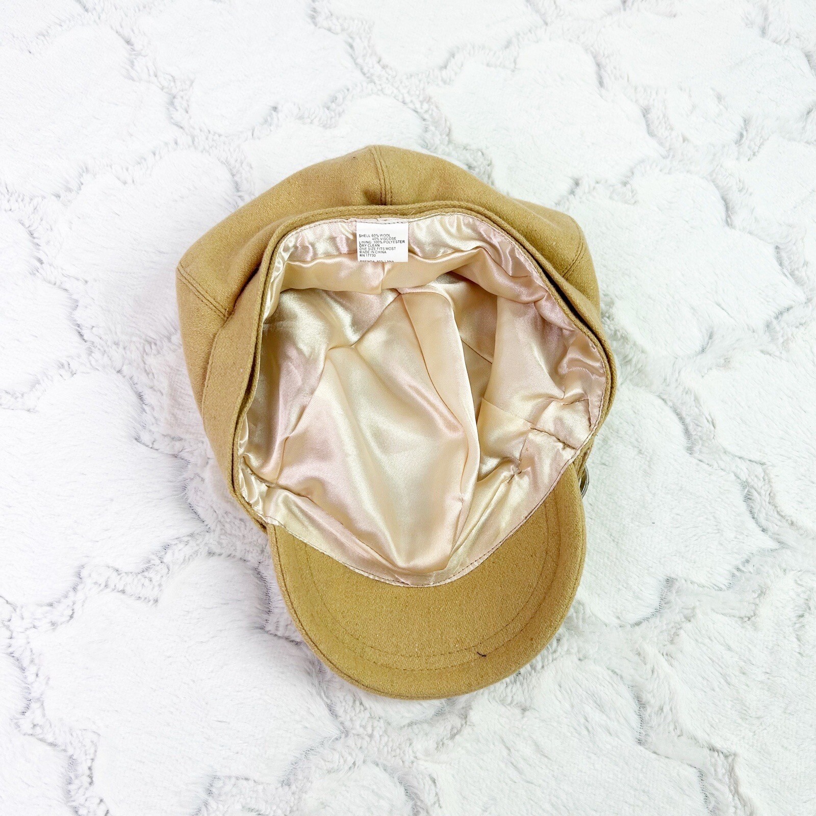 Vintage Y2K Early 2000s Tan Newsboy Hat Gem