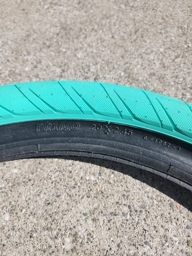 PRIMO STEVIE CHURCHILL 20 X 2.45" BICYCLE TIRE ODYSSEY SUNDAY FIT CULT BMX - Picture 3 of 4