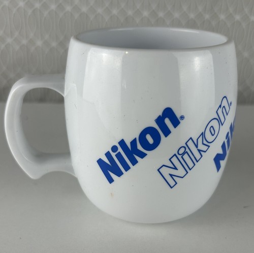 VINTAGE NIKON PLASTIC COFFEE MUG FUN GIFT COLLECTION DISPLAY - Picture 2 of 6