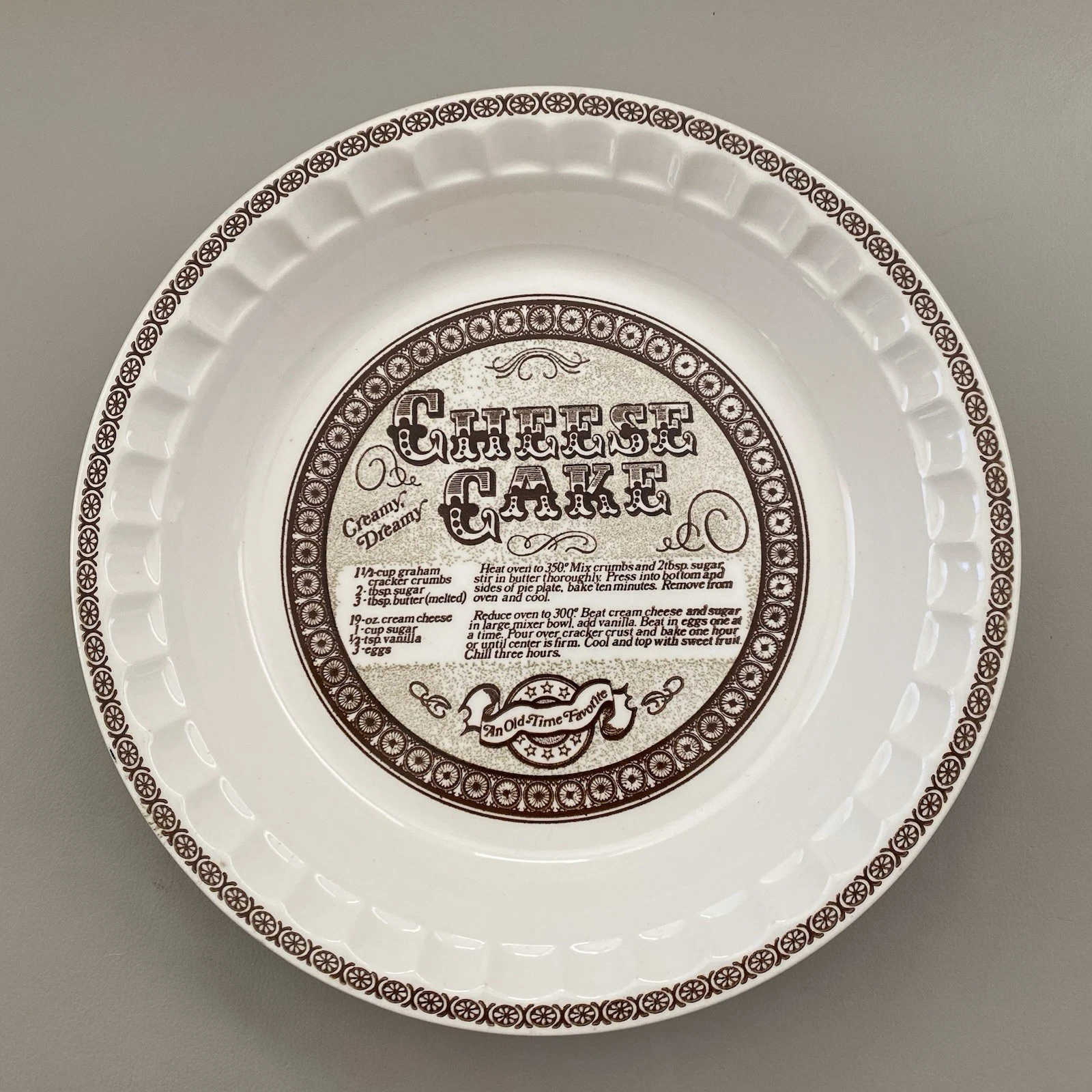Vintage Royal China Jeannette Cheesecake Recipe Pie Plate - 11" Deep Dish USA
Opens in a new window 