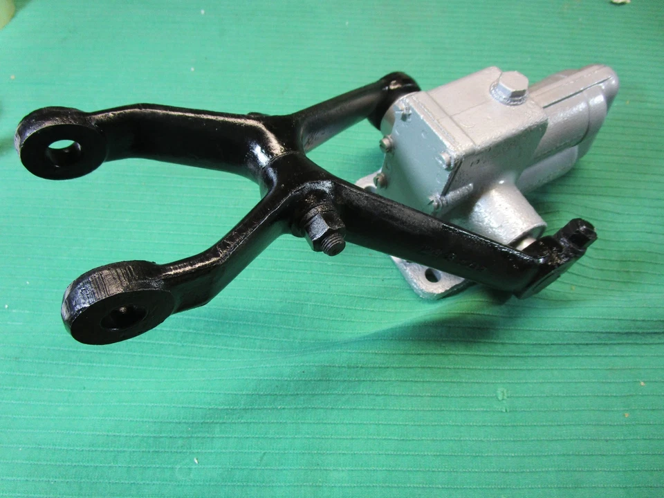 AMORTIGUADOR DELANTERO MG MGA (Armstrong), reacondicionado - Buen estado de funcionamiento. Sin carga central Foto 2 de 4