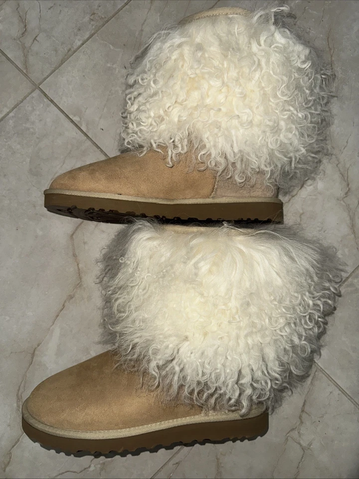 Botas Cortas UGG Mongolia Piel de Oveja Puño 9 PIEL RARA PELUDA Foto 3 de 4