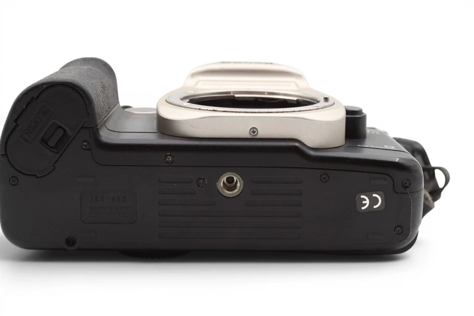 Canon EOS 50E Eye Control Boîtier Reflex Numérique - Photo 4/4