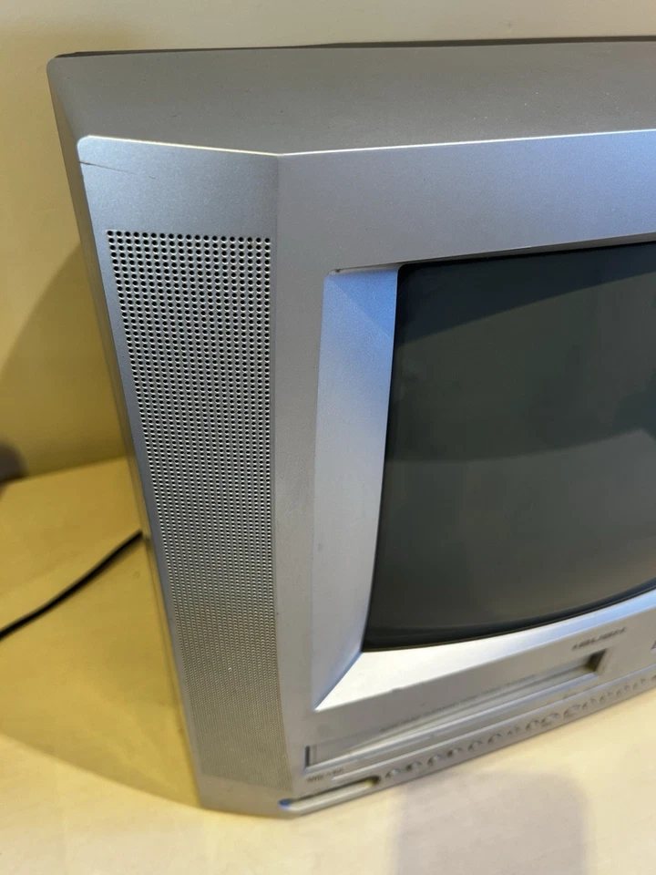 Bush CRT TV VCR/DVD Combo – VHS Working, CD OK, DVD Not Reading – Retro Gaming - Image 4 of 4