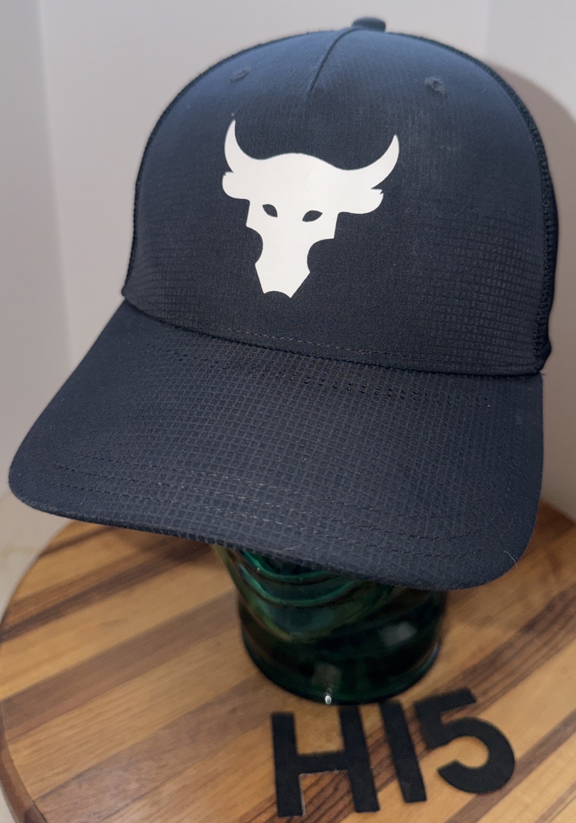 UNDER ARMOUR UA PRO FIT Project Rock, Black SnapBack Hat. Ge