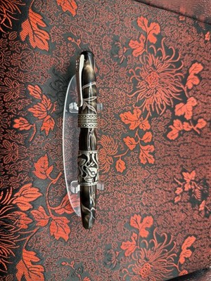 CURTIS LUXURY AUSTRALIA  LIMITED.  MARBLED CHOCOLATE  LILY
