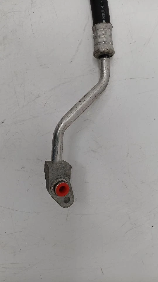 Línea de manguera de descarga de aire acondicionado 2009 10 11 12 13 14 15 Toyota Venza 3,5 L Foto 3 de 4