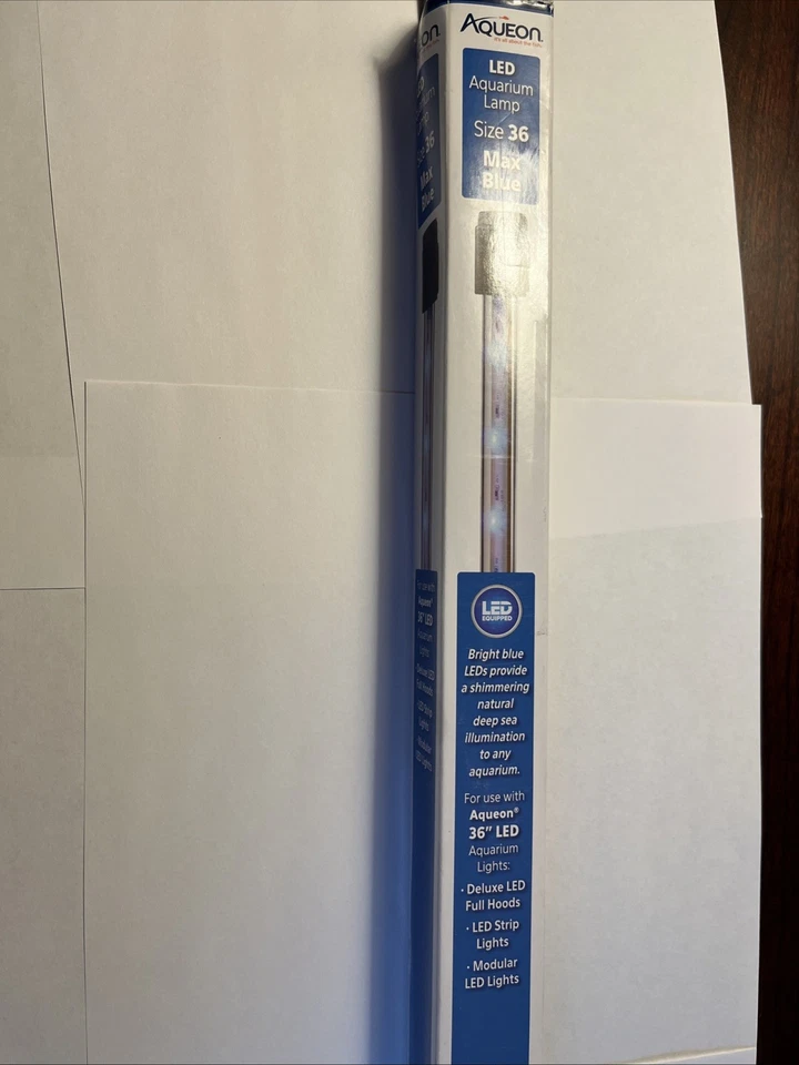 Lámpara Acuario Aqueon Max Azul Talla 36 Foto 2 de 4