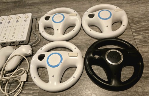 Nintendo Wii Console Mario Kart Bundle W/ Wii Sports 4 Controllers Wheels Tested - Picture 3 of 12