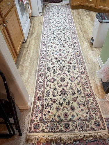2'6"x12'6" Nourison Star of India Hand Knotted Runner, Ivory, 100% Wool - Picture 4 of 4
