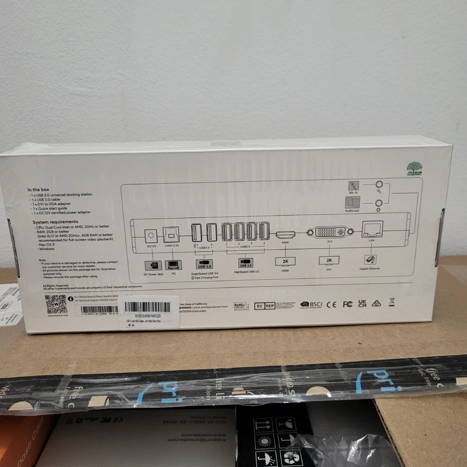 WAVLINK USB 3.0 Universal Docking Station Dual Display with HDMI & DVI/VGA - Image 2 of 3