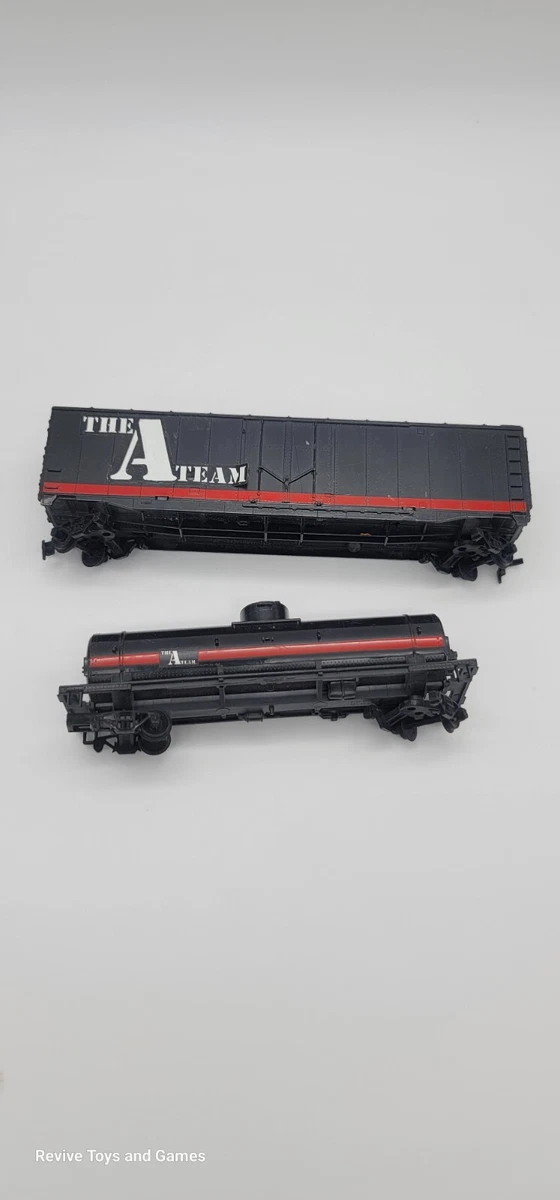 Rare Vintage 1980 s A Team HO Scale Action Adventure 2 Piece Train Set