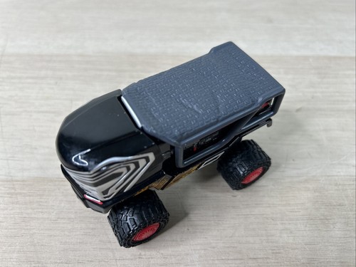 Kylo Ren 1:64 All Terrain Vehicle Character Cars Star Wars Hot Wheels - Picture 4 of 7