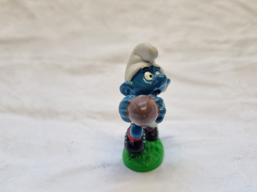 20150 AFL Red Smurf Smurfs schleich figurine figures football footy rare toys - Picture 4 of 6