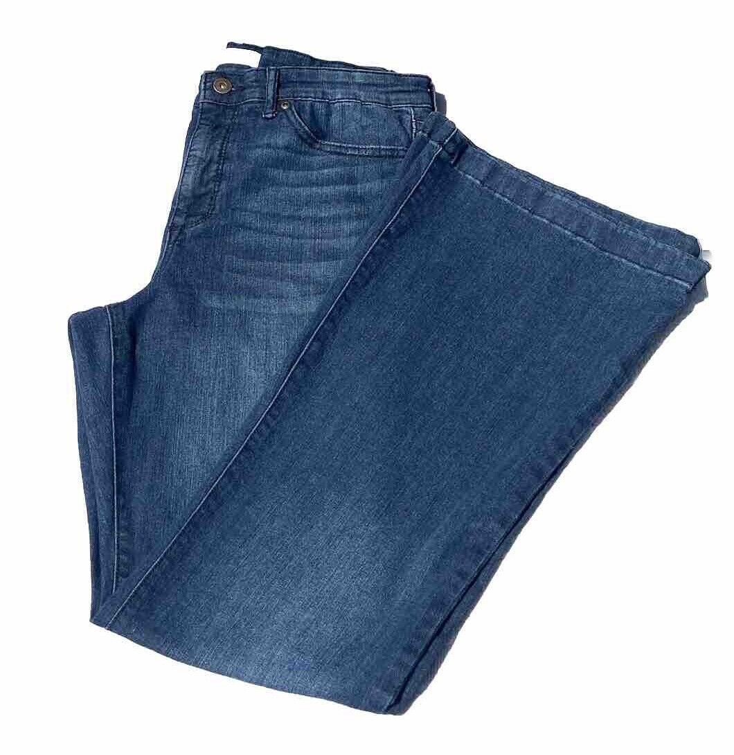 sofia by sofia vergara, Jeans, Sofia Vergara Melisa Flare Denim Jeans  Womens Size 8 Darker Blue Stretch