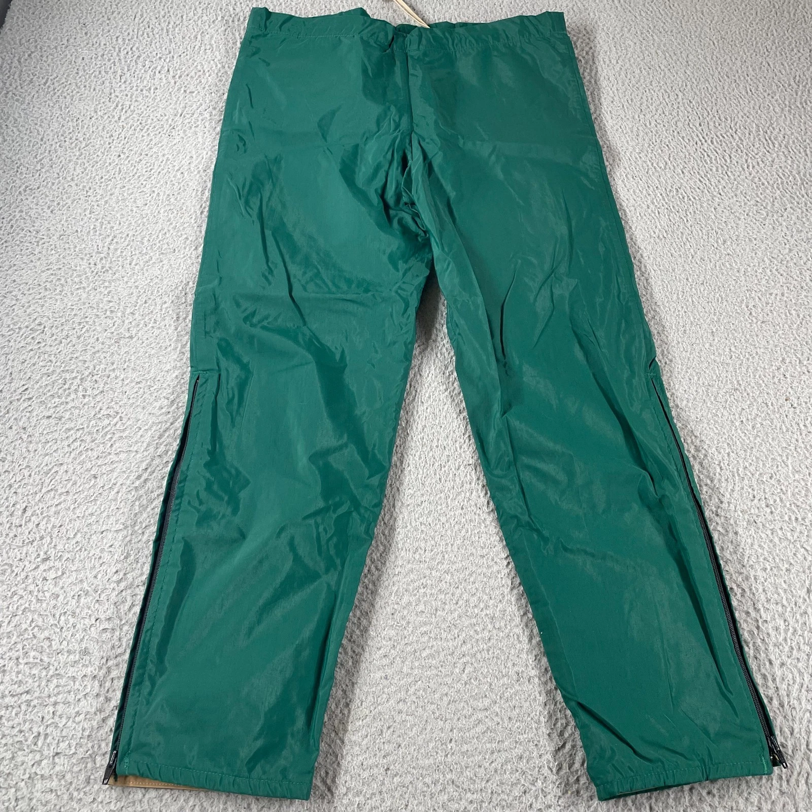 Vintage Cabelas Gortex Rain Pants Mens Size XS Green Fits 36x29 Made In USA
Opens in a new window or