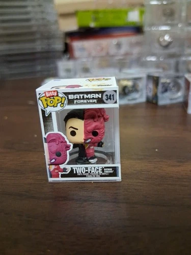 Funko POP! - Batman Forever - Two Face - #341 - Bitty POP! - Batman 85th Anvsry!
