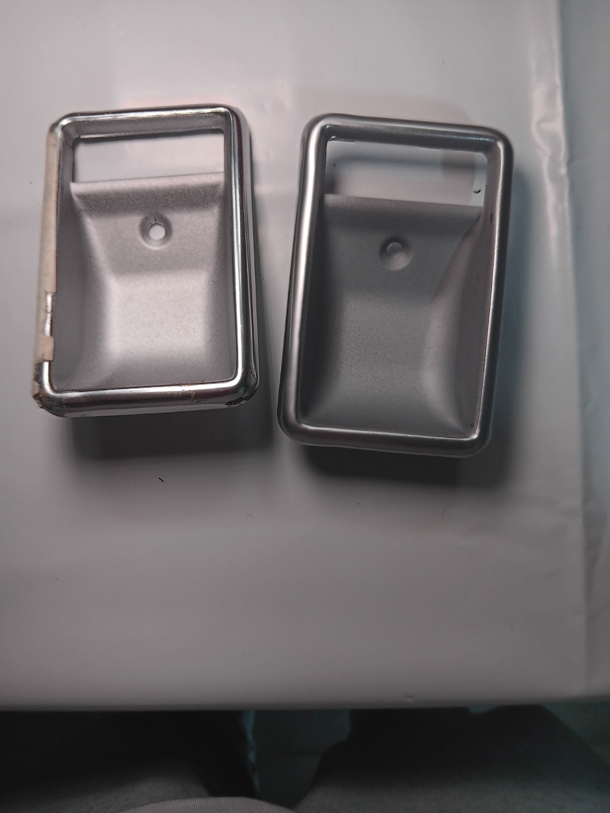 Toyota Land Cruiser FJ55 Interior Door Set Cup / Bezel