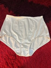 Vtg BALI SATIN SPANDEX LIGHT CONTROL PANTY BRIEF Ivory Large