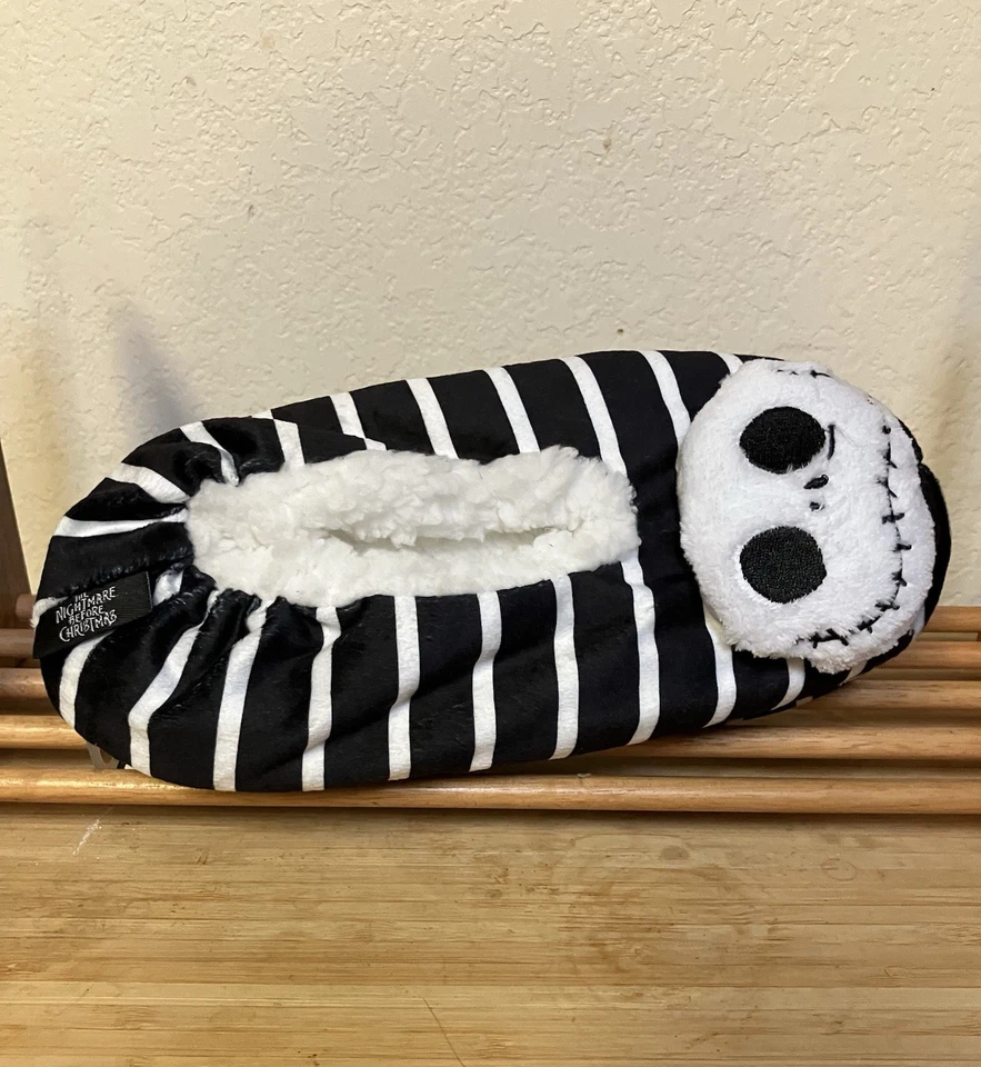 Nuevo Pequeño/Mediano Disney Pesadilla Antes de Navidad Zapatilla Calcetines Jack Skellington Foto 2 de 3