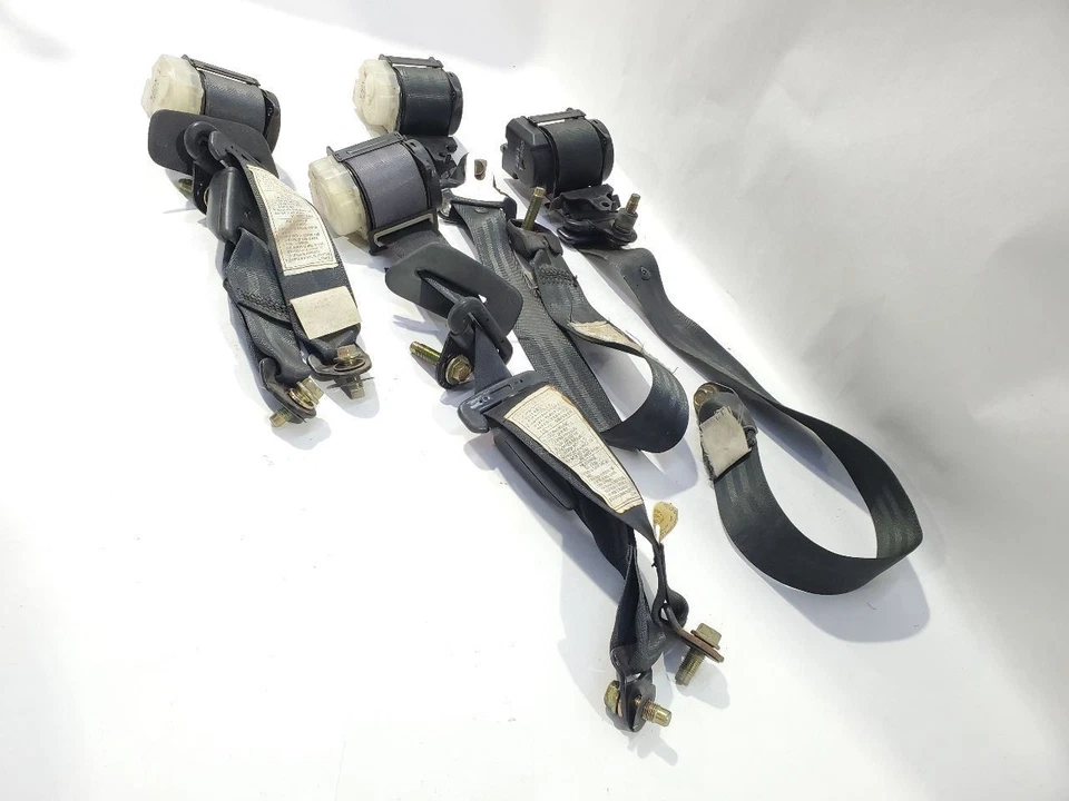 Nissan 240SX 1995 OEM juego de 4 cinturones de seguridad delanteros y traseros  Foto 2 de 4