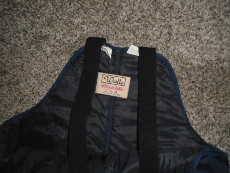 Mono con tirantes aislado Walls Blizzard Pruf para hombre grande Foto 2 de 3