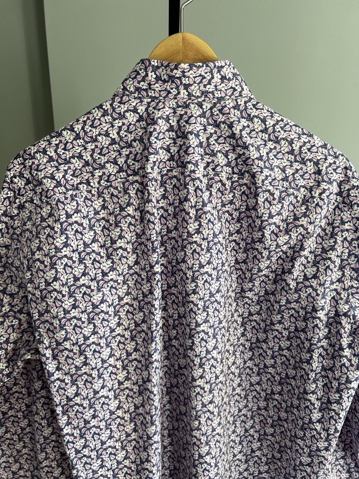Canali Men's Floral LongSleeve ButtonUp Sport Shirt Made In Italy