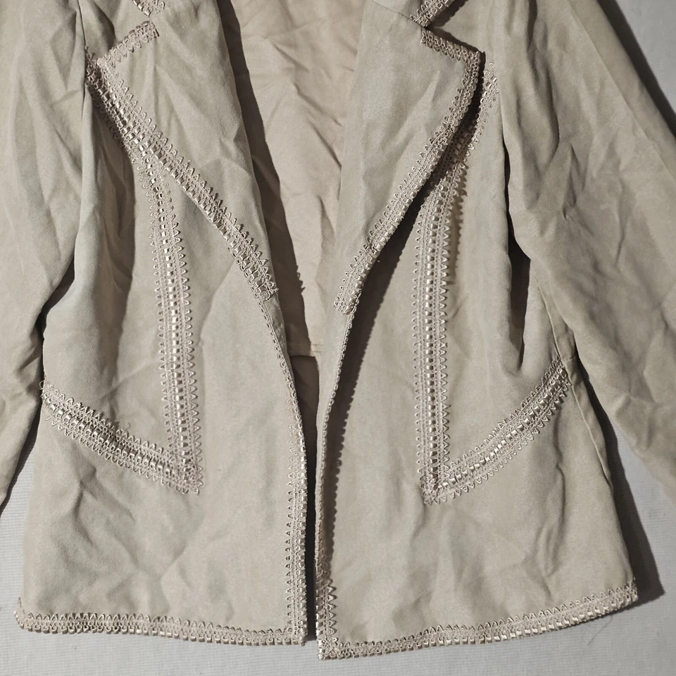 Maggie Sweet SW Beige Jacket Women's Size Medium Petite Soft Faux Suede Cowgirl  - Image 3 of 4
