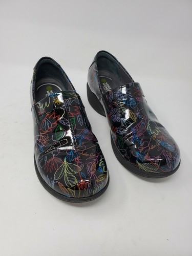 dansko women's coral clog