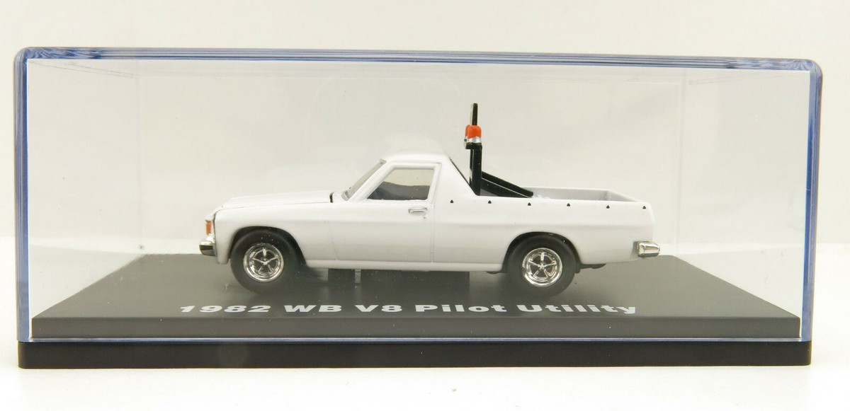 Clear 1:64 Scale Diecast & Toy Vehicle Display Display Cases 1:64 1982 Holden WB V8 Ute Pilot Vehicle -- Glacier White -- Cooee Cla 1:64 Scale Diecast & Toy Vehicle Display Cases