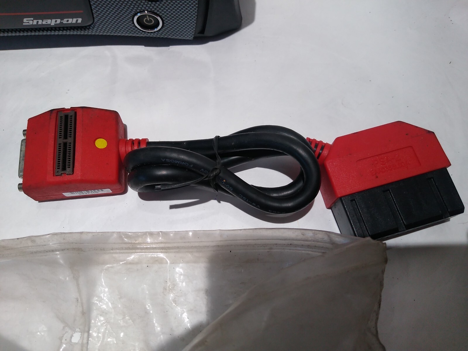 SNAP ON SOLUS PRO OBD SCANNER WITH Lots of accessories Battery not