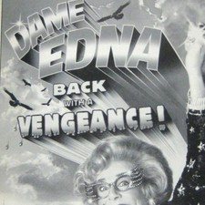 Dame Edna Back with a Vengeance Playbill 2005 Music Box Barry Humphries Aaron