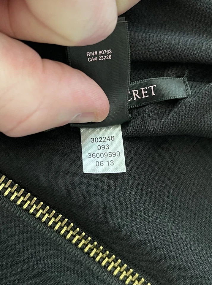 Victoria’s Secret Cobblestone Knot Front Cap Sleeve Tulip Dress Black Size Small - Image 4 of 4