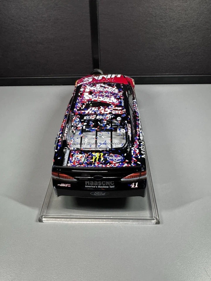 Kurt Busch 2017 Haas Daytona 500 1/24 Raced Version NASCAR Diecast - Image 4 of 4