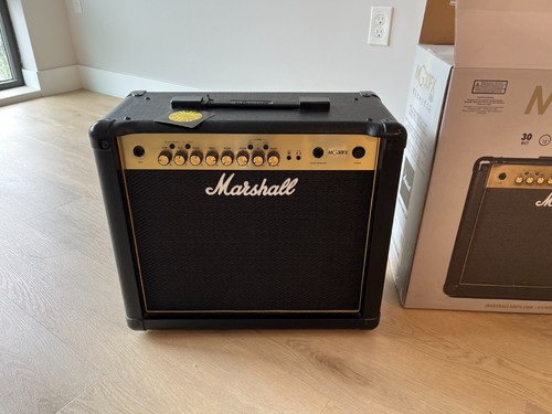 Marshall MG Gold MMG30GFXU 30W 1x10 inch Electric Guitar Combo Amplifier - Black