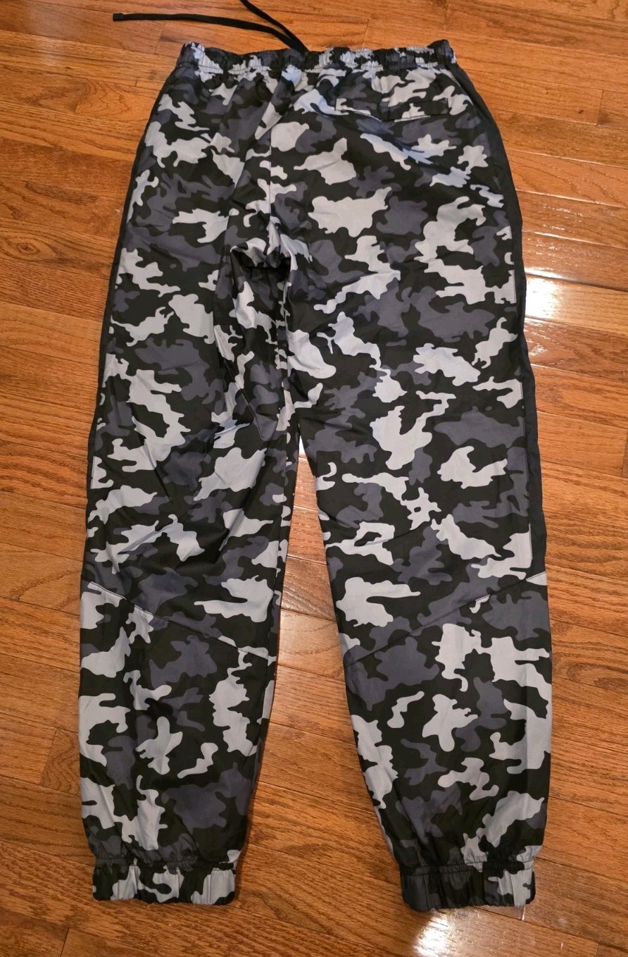 Picture 4 of 6