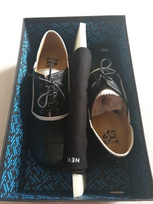 Neue John Fluevog  Schuhe Schwarz Gr. 7 Mit Staubschutzbeutel