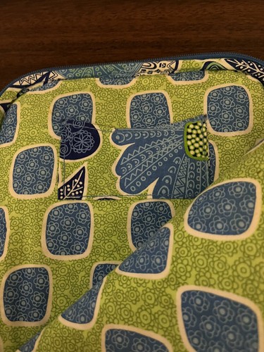 Vera Bradley iPad/Tablet Sleeve Zip Cover, Quilted, Blue/Green Floral In EUC - Bild 3 von 6