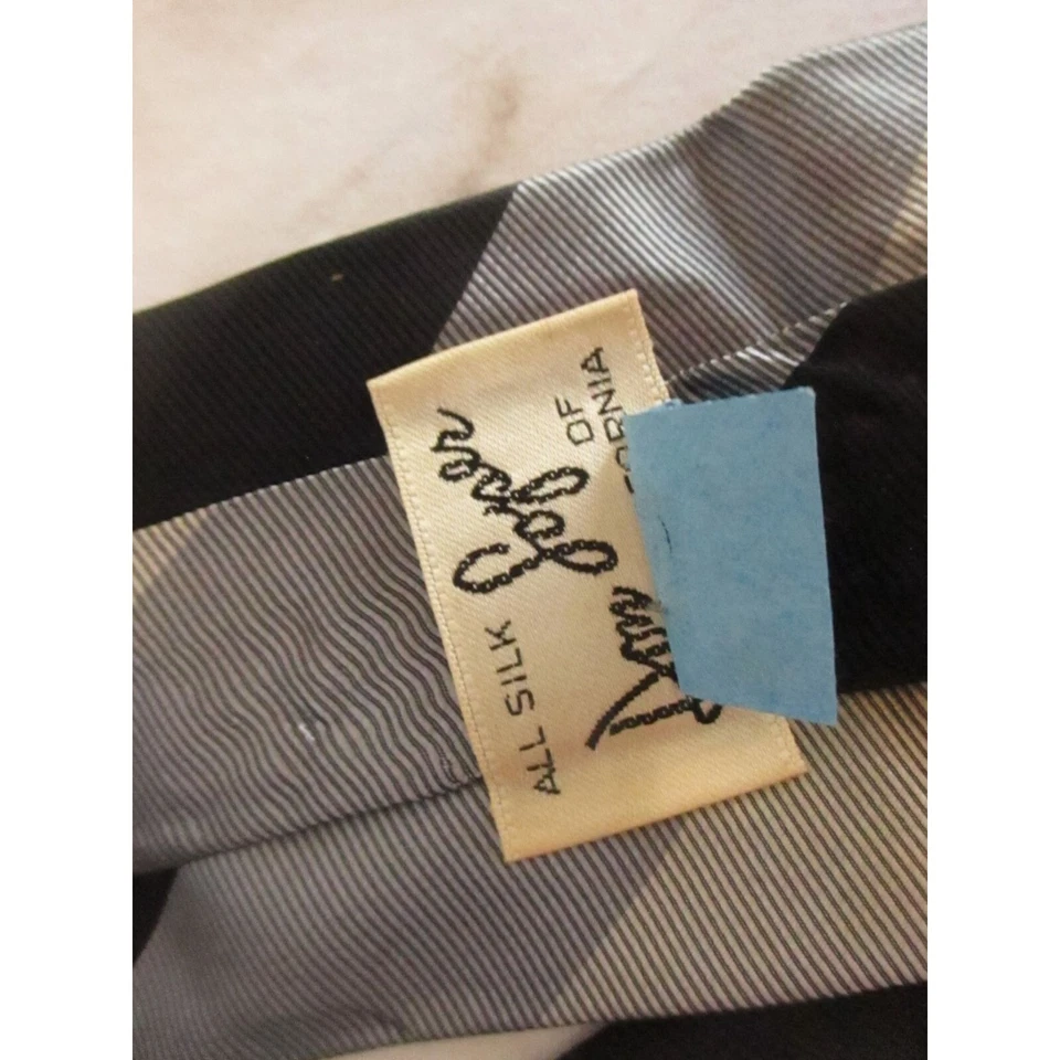 Corbata de seda roja vintage para hombre 3,75” 54” Don Loper rayas grises Foto 4 de 4