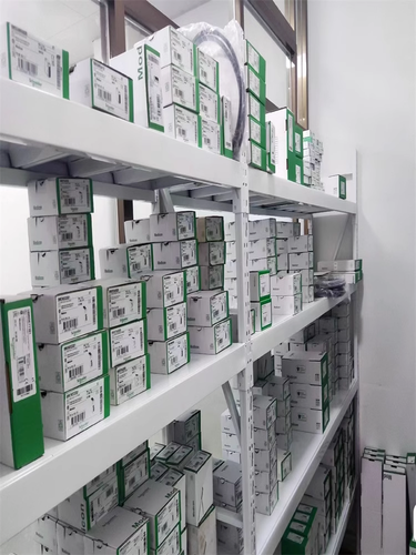 ATV320U22M2C 1PCS Brand New Schneider ATV320U22M2C 2.2kW Fast delivery - Picture 2 of 4