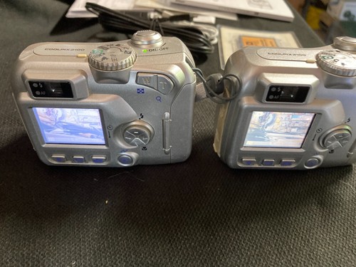 (2) Nikon COOLPIX L11 2100 6MP Digital Cameras w/1 Memory Card & (2) Cables - Picture 9 of 21